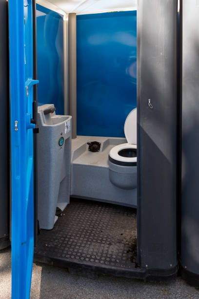 Best Best portable toilet rental  in Woodsi East, DE